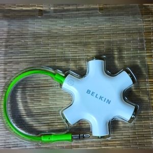 Belkin Rockstar 5 Way Headphone/ Audio Splitter